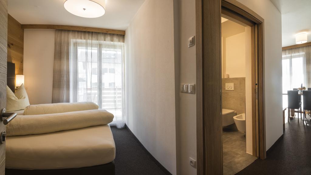 Mittendorf Klimaresidence Schenna Room photo